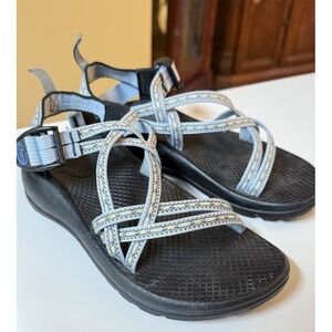 CHACO Beach Girls Blue/Multi Kids Youth‎ Size 2 Hiking Sport Water Sandals